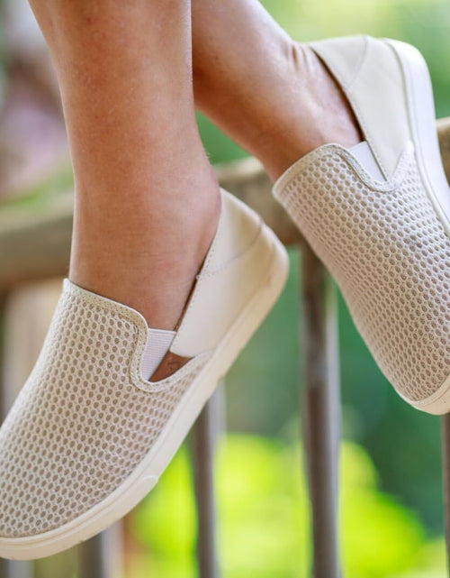 Load image into Gallery viewer, Pehuea Women'S Slip on Sneakers, Casual Everyday Shoes, Drop-In Heel &amp; Breathable Mesh, Lightweight &amp; All-Day Comfor
